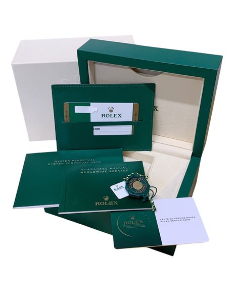 Rolex Oyster Perpetual 114300